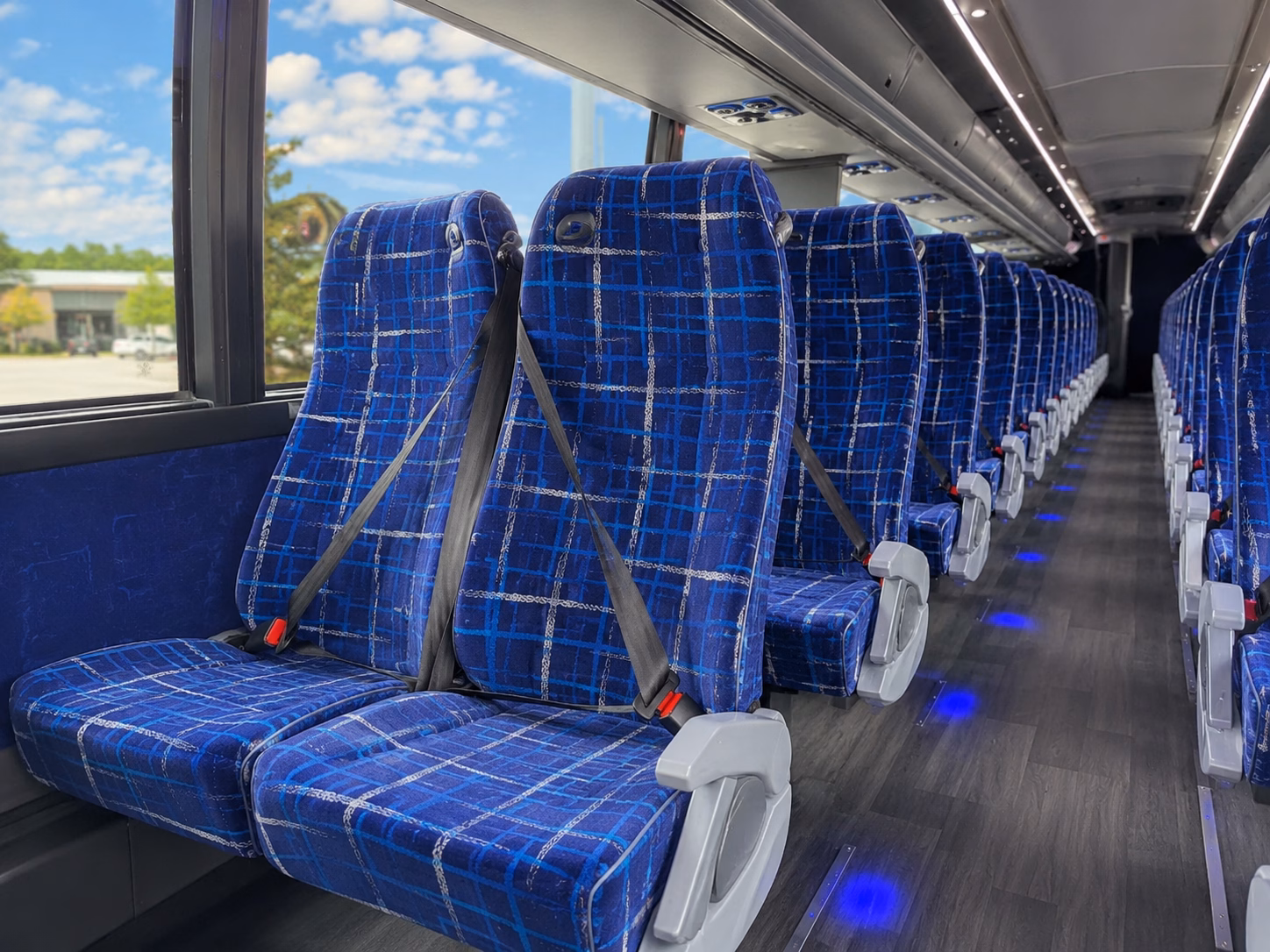 charter buses for living coast discovery center field trips in chula vista