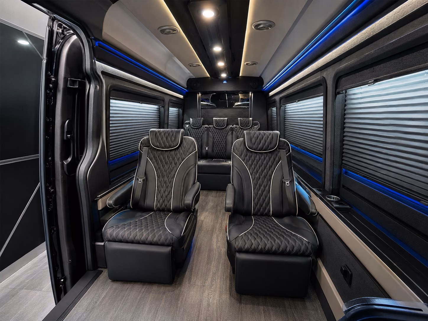 mcclellan palomar airport cld bus rentals from chula vista
